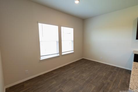 193 Legendary Trail Loop Floresville TX 78114