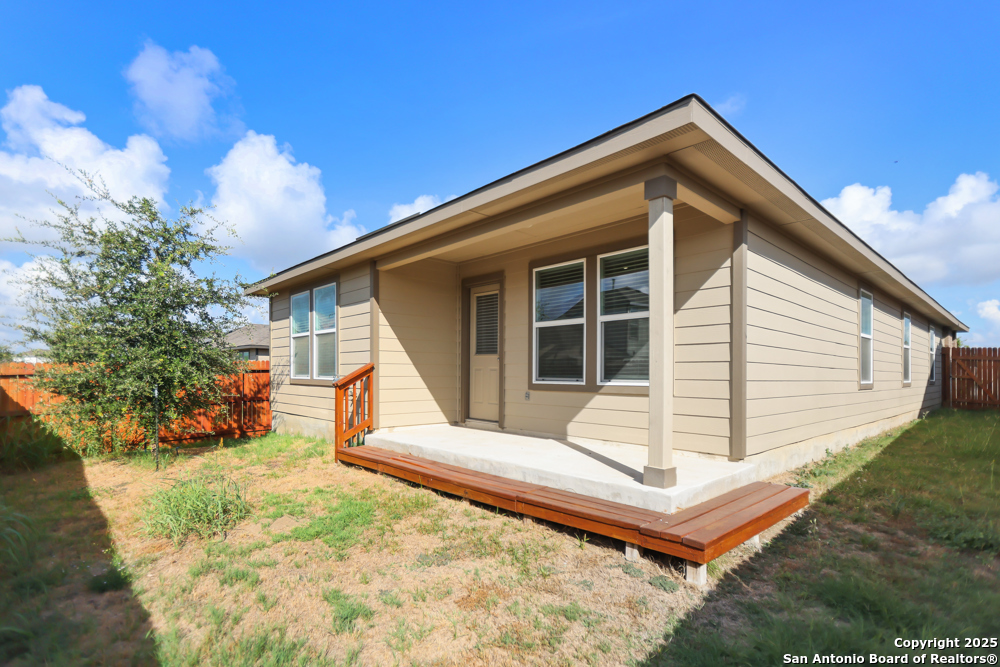 12106 Pease River San Antonio TX 78245