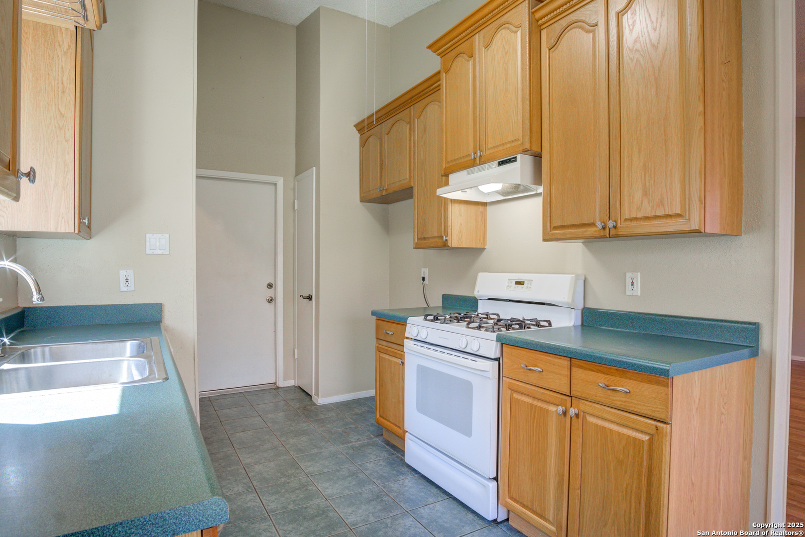 13926 Anchorage Hill San Antonio TX 78217