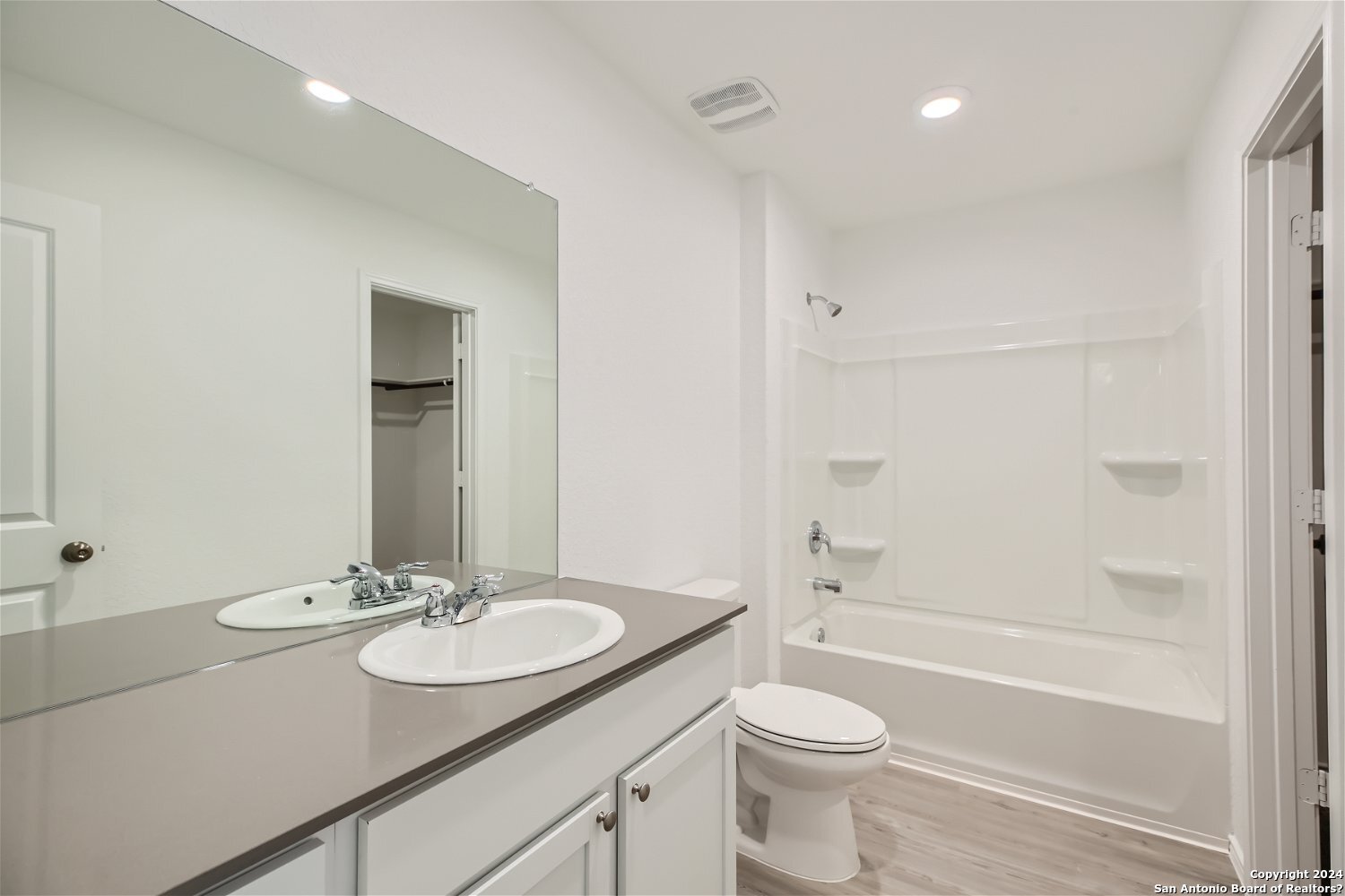 13535 Barton Cove San Antonio TX 78253