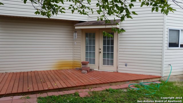 25 Badgers Hills San Antonio TX 78238