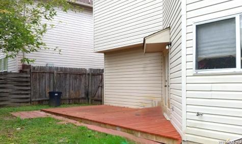 25 Badgers Hills San Antonio TX 78238