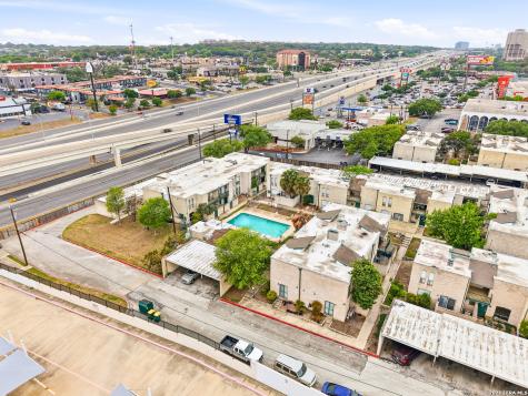 9915 Powhatan San Antonio TX 78230