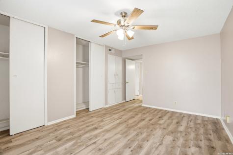 9915 Powhatan San Antonio TX 78230