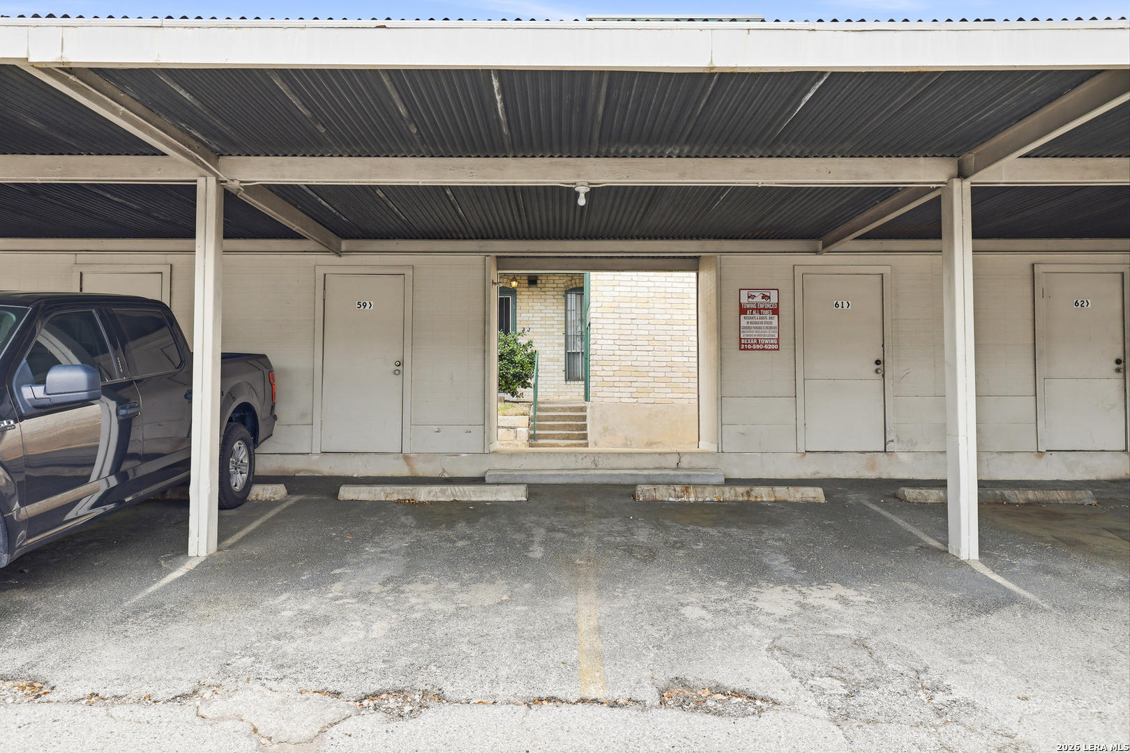 9915 Powhatan San Antonio TX 78230