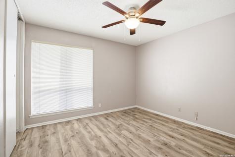 9915 Powhatan San Antonio TX 78230