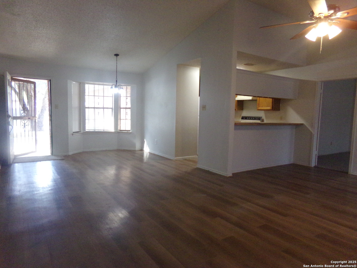 3222 Bear Springs San Antonio TX 78245