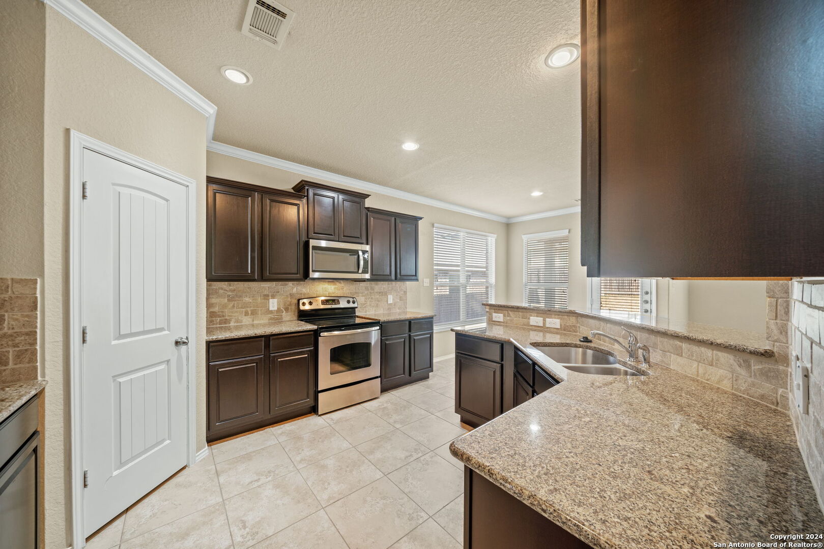 536 Wagon Wheel Way Cibolo TX 78108