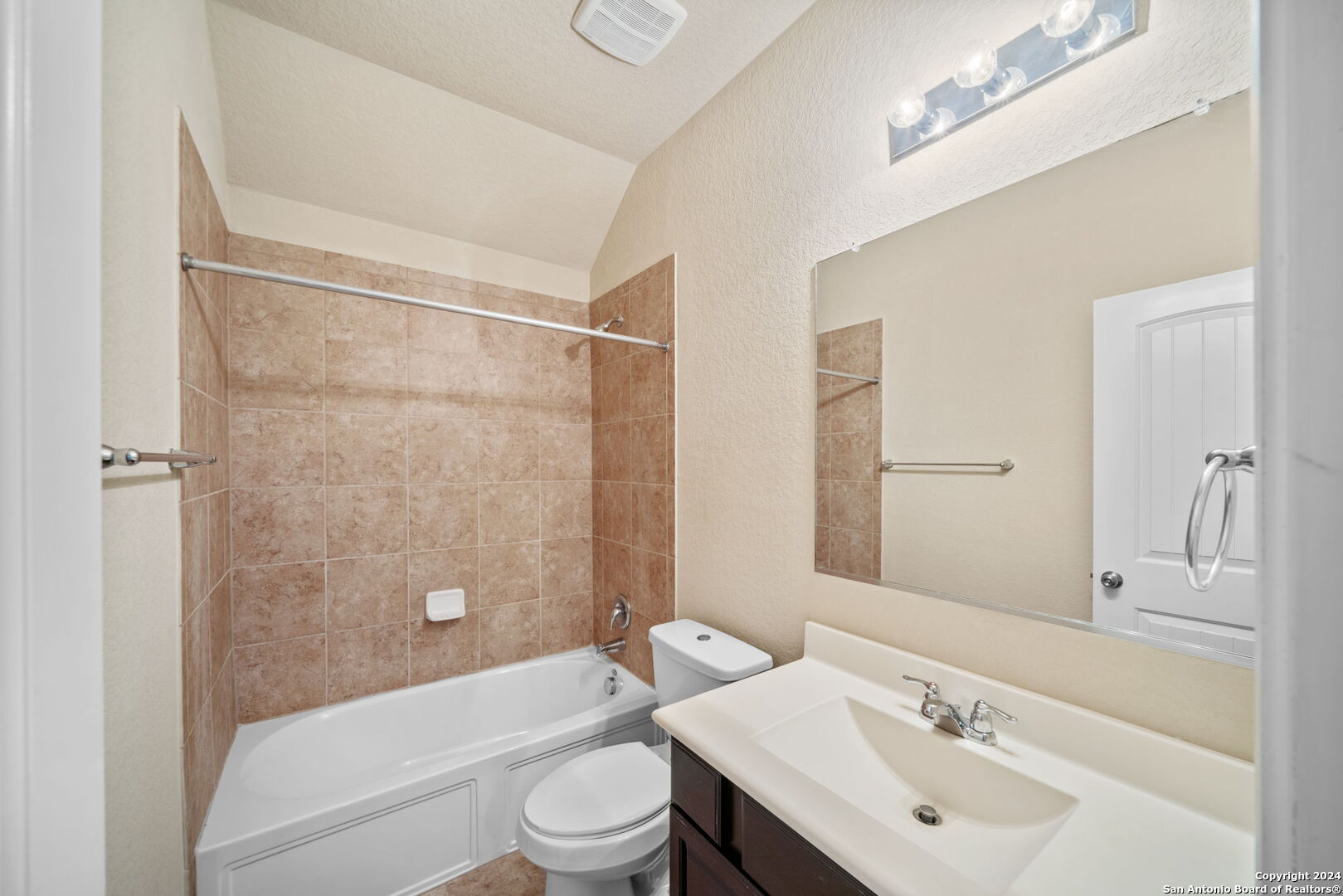 536 Wagon Wheel Way Cibolo TX 78108