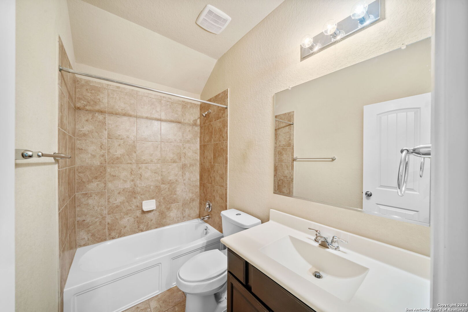 536 Wagon Wheel Way Cibolo TX 78108