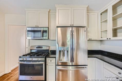 320 Harmon Drive San Antonio TX 78209