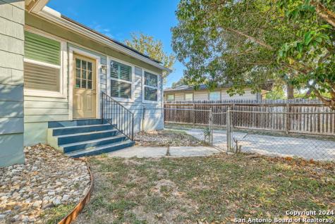 320 Harmon Drive San Antonio TX 78209