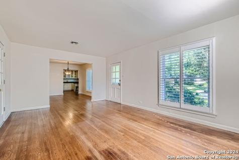 320 Harmon Drive San Antonio TX 78209