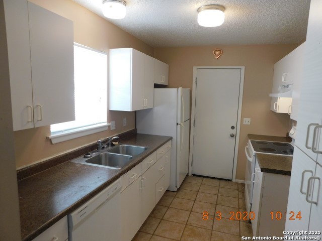 6818 Horwich San Antonio TX 78239