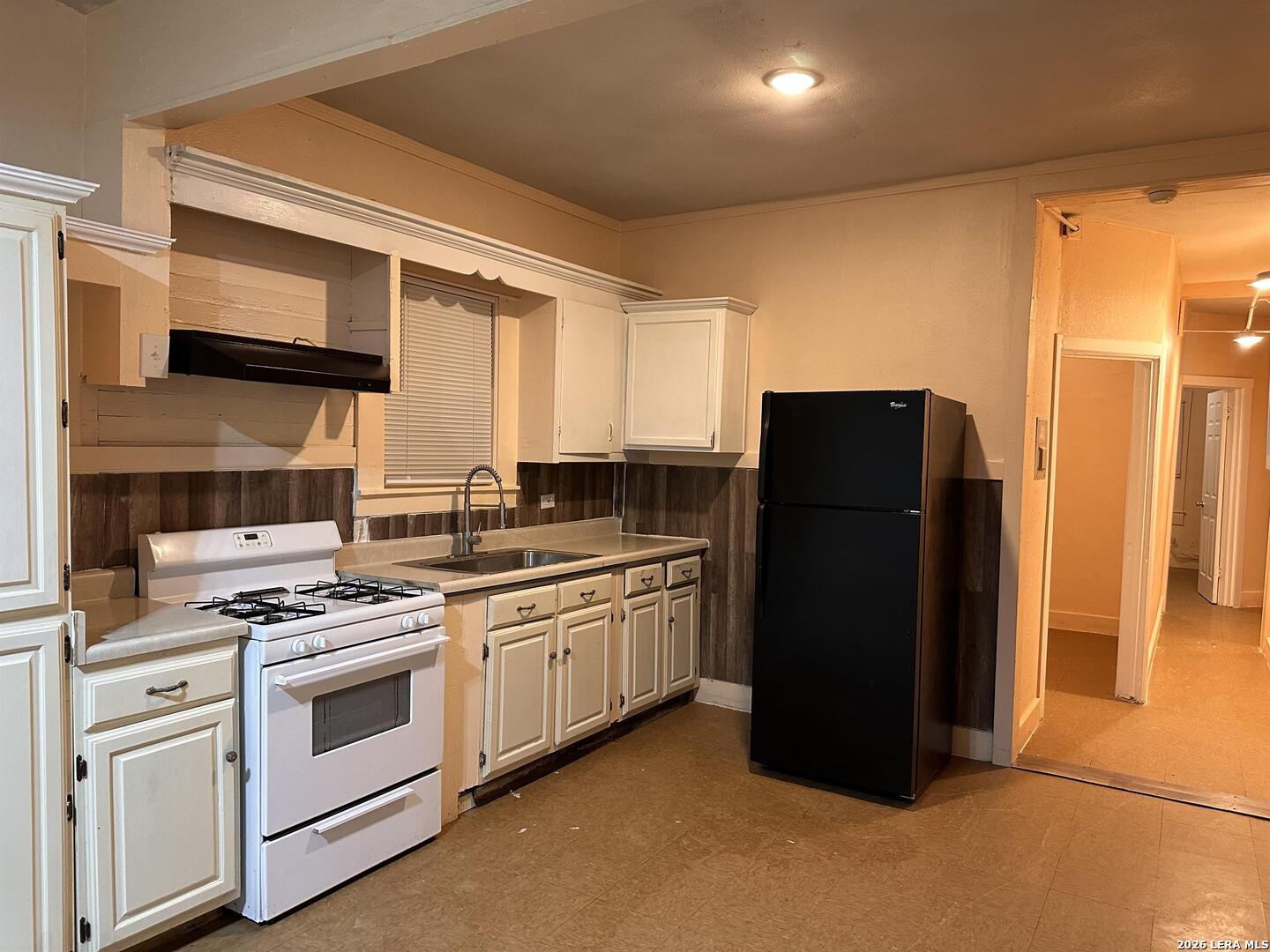 1319 Leal San Antonio TX 78207
