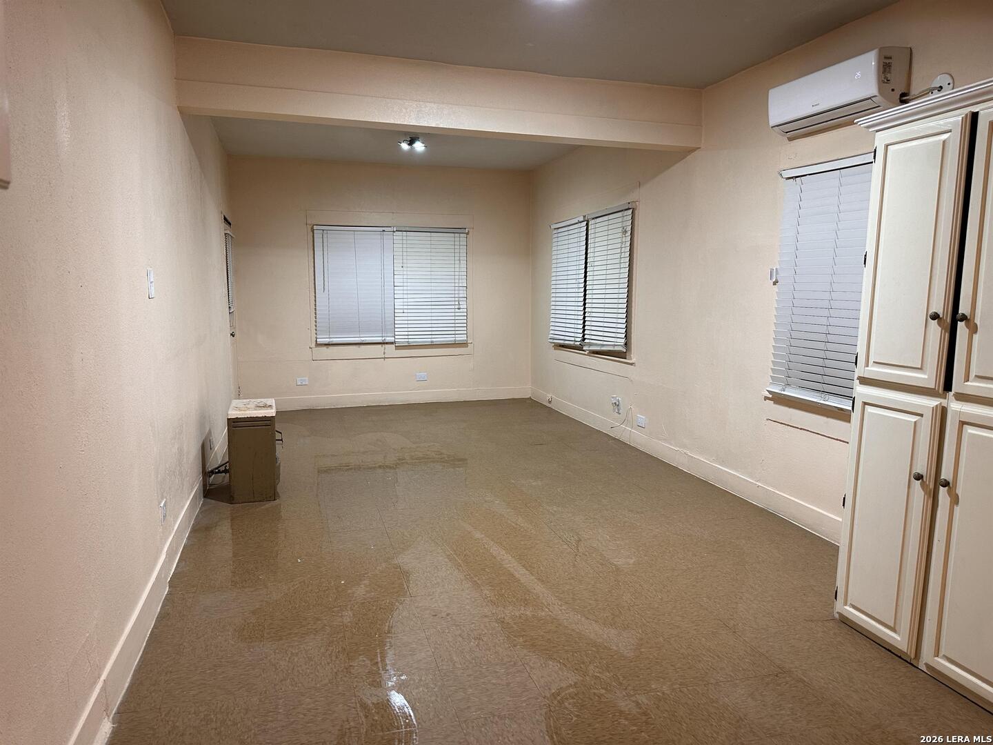 1319 Leal San Antonio TX 78207