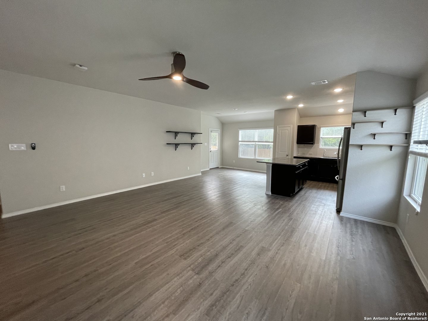 3918 Stanley Park Converse TX 78109