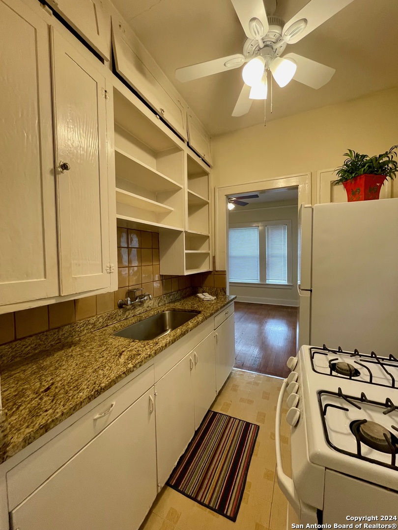 438 Fulton Avenue San Antonio TX 78212