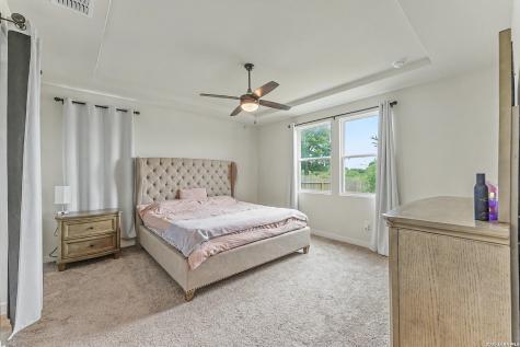 16515 Rosemary Ridge Elmendorf TX 78112