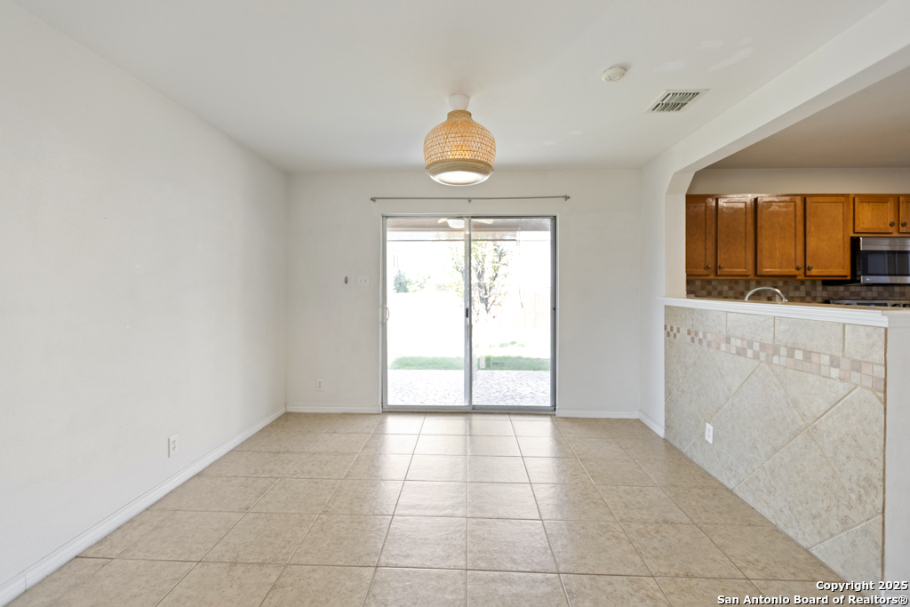335 Cedron Chase San Antonio TX 78253