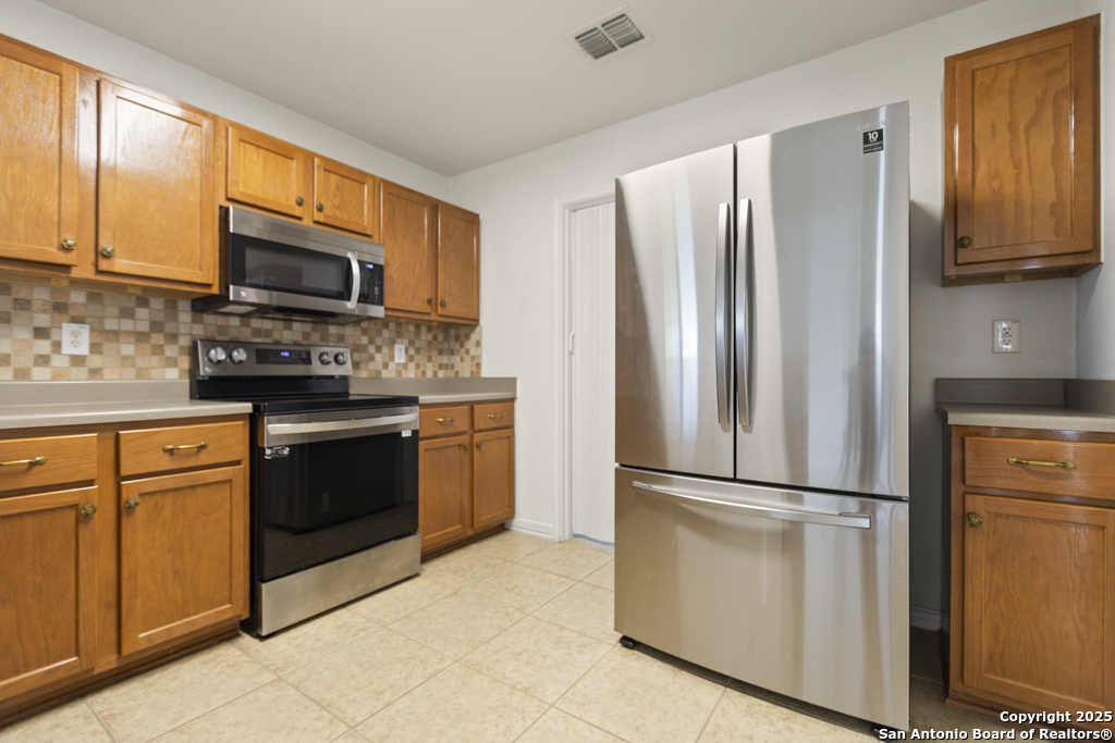 335 Cedron Chase San Antonio TX 78253