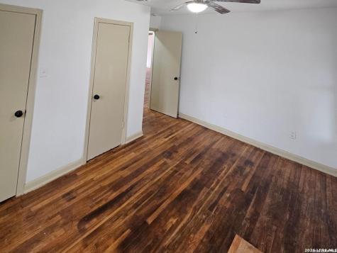 335 Baker San Antonio TX 78211