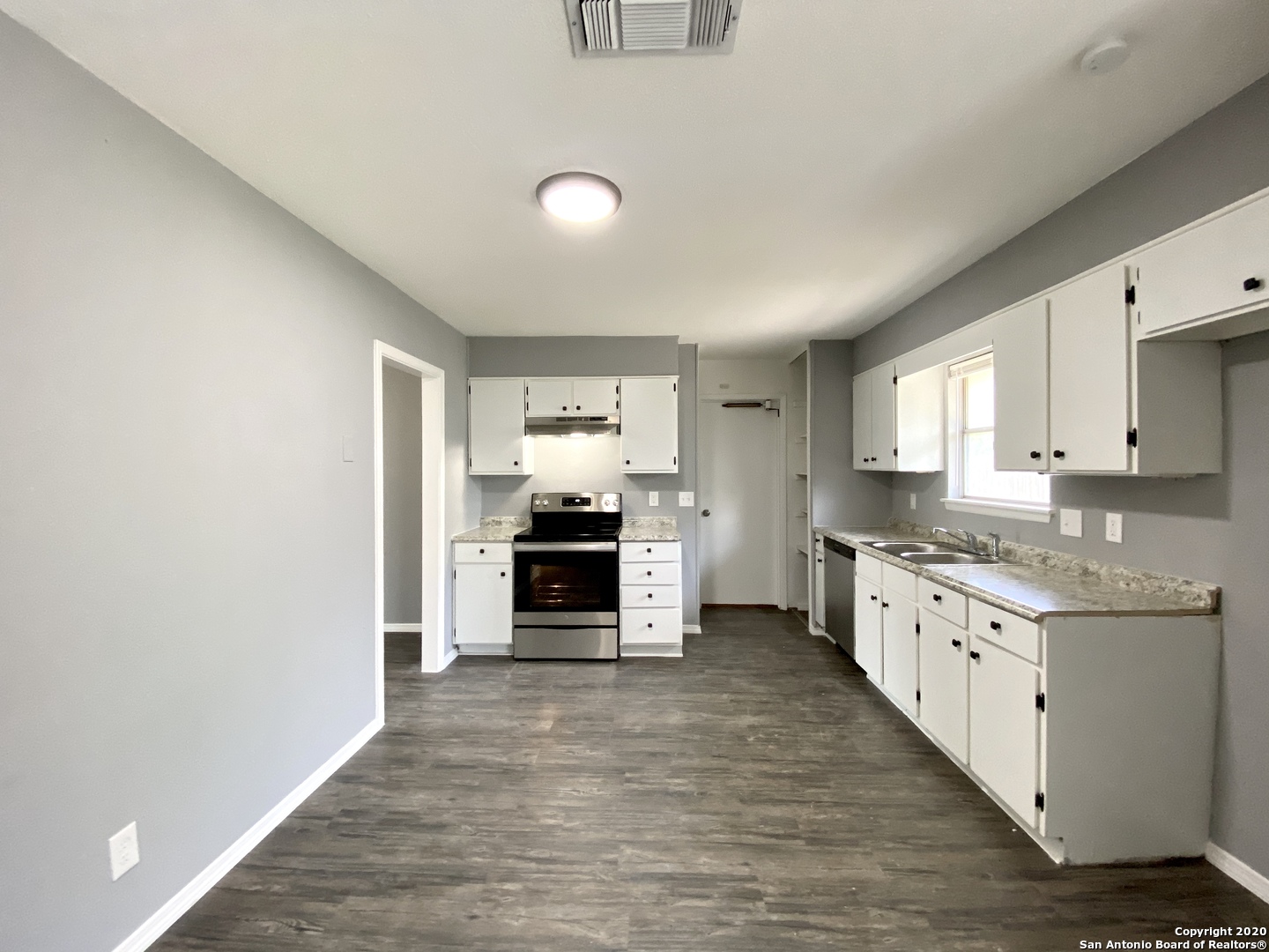1906 Harpers Ferry San Antonio TX 78245