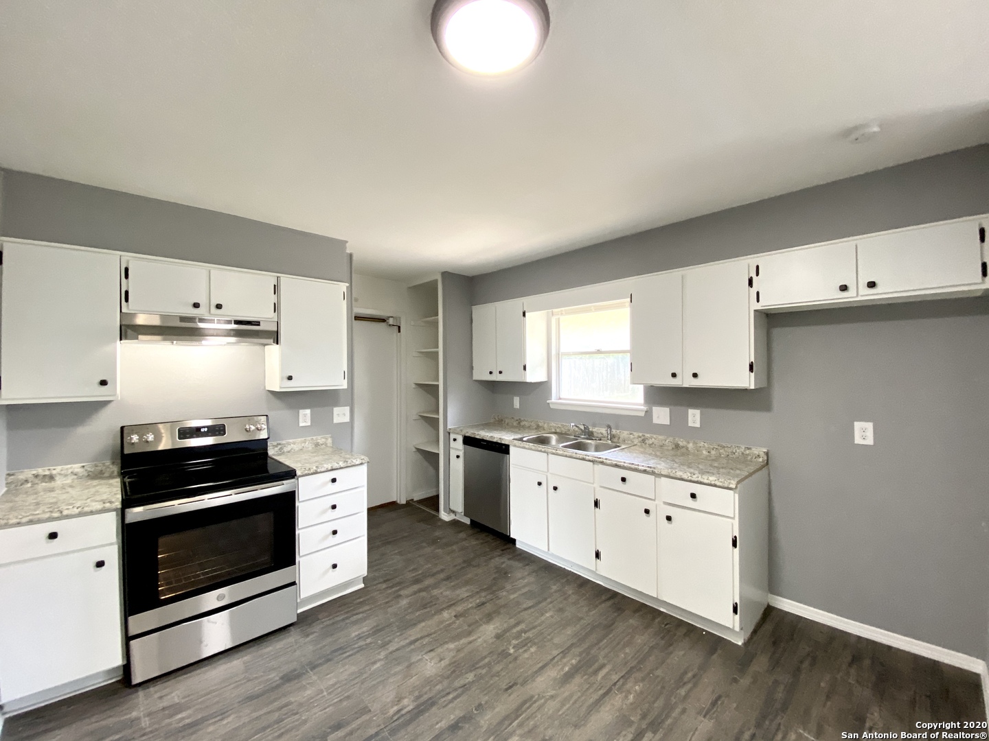 1906 Harpers Ferry San Antonio TX 78245