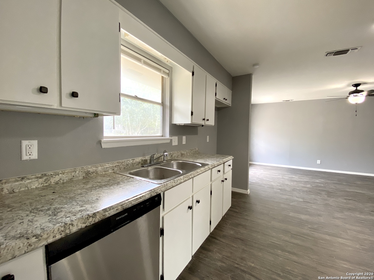 1906 Harpers Ferry San Antonio TX 78245