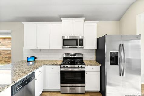 8417 Lamus Wheel San Antonio TX 78254