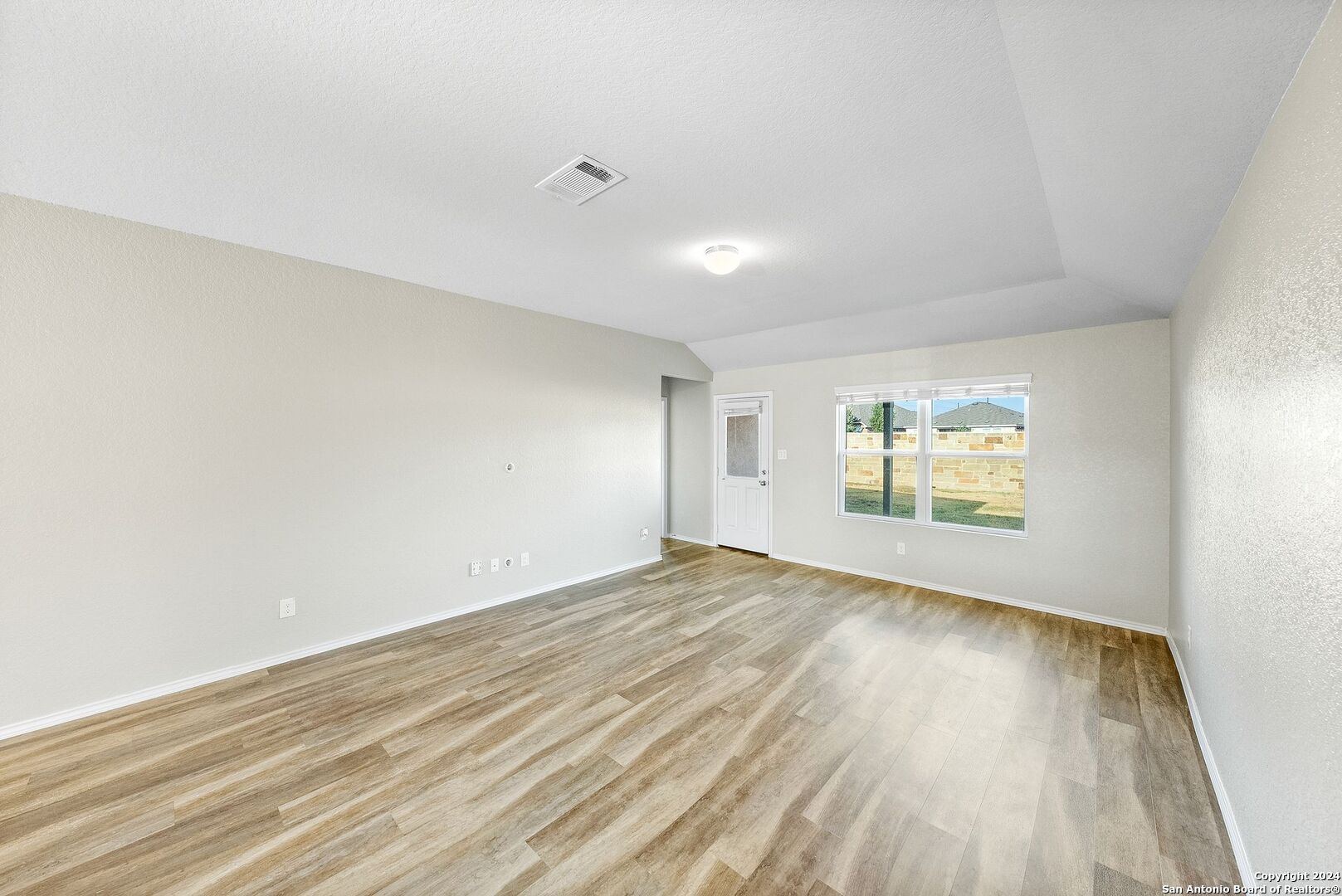 8417 Lamus Wheel San Antonio TX 78254