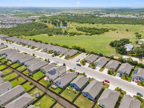 13131 Thyme Way St.hedwig TX 78152
