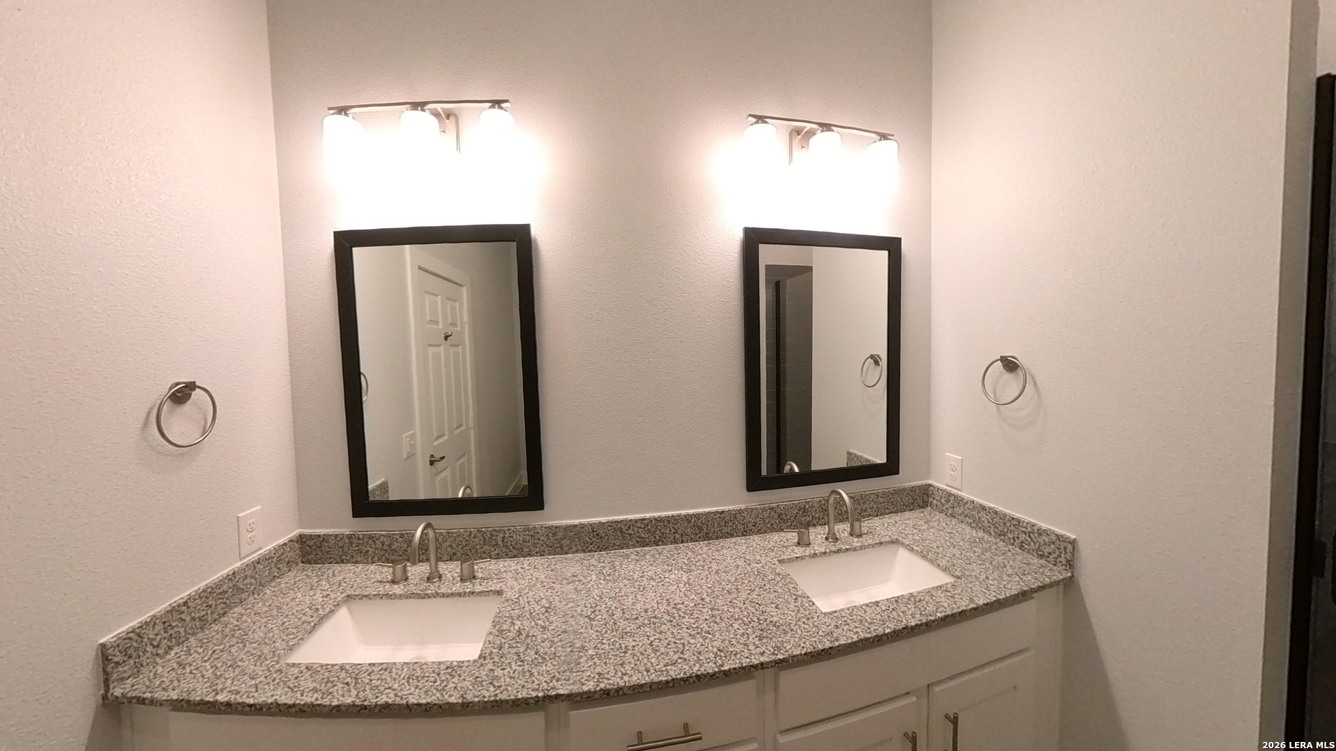 330 E Carson San Antonio TX 78208