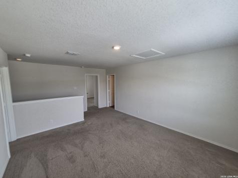 465 Middle Green Loop Floresville TX 78114