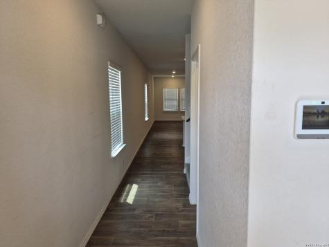 465 Middle Green Loop Floresville TX 78114