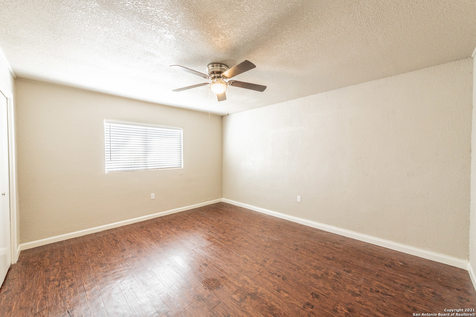 122 Roundtree Lane San Antonio TX 78233