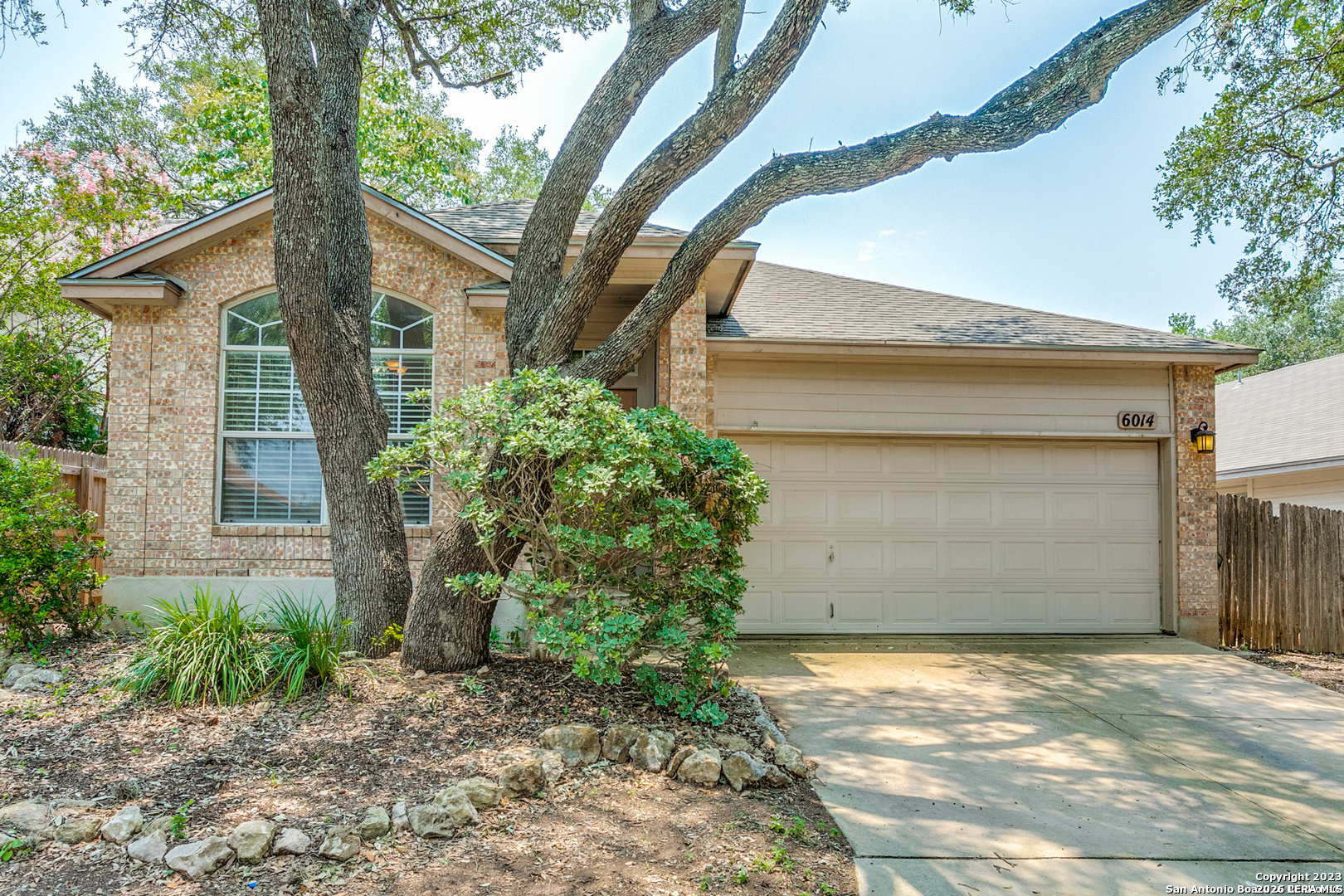 6014 Woodway Court San Antonio TX 78249