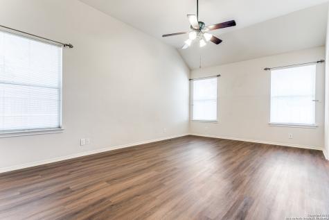 6014 Woodway Court San Antonio TX 78249