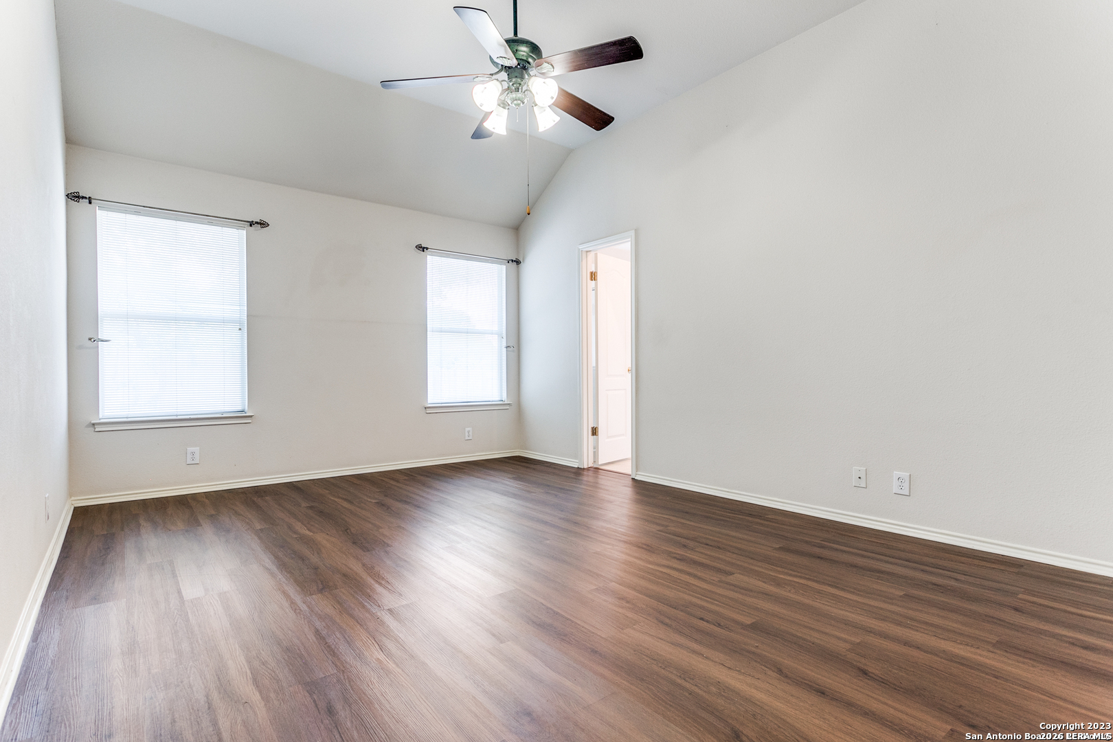 6014 Woodway Court San Antonio TX 78249
