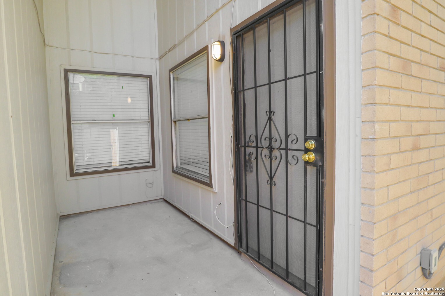 5613 Lochmoor San Antonio TX 78244