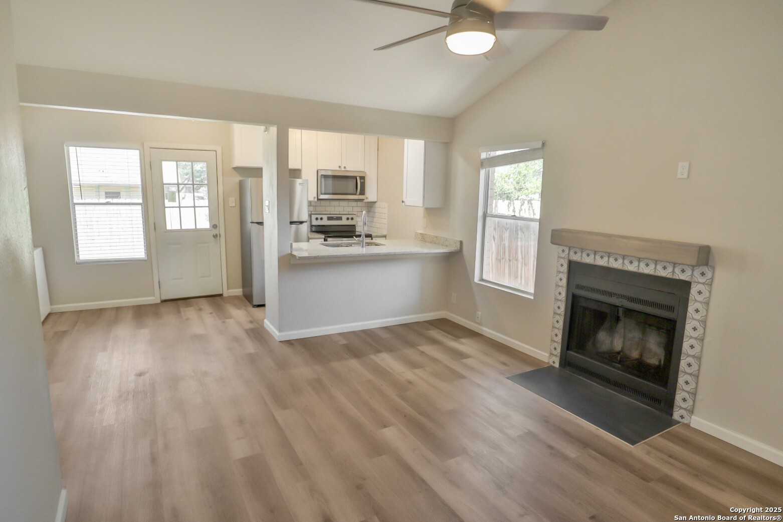 5613 Lochmoor San Antonio TX 78244