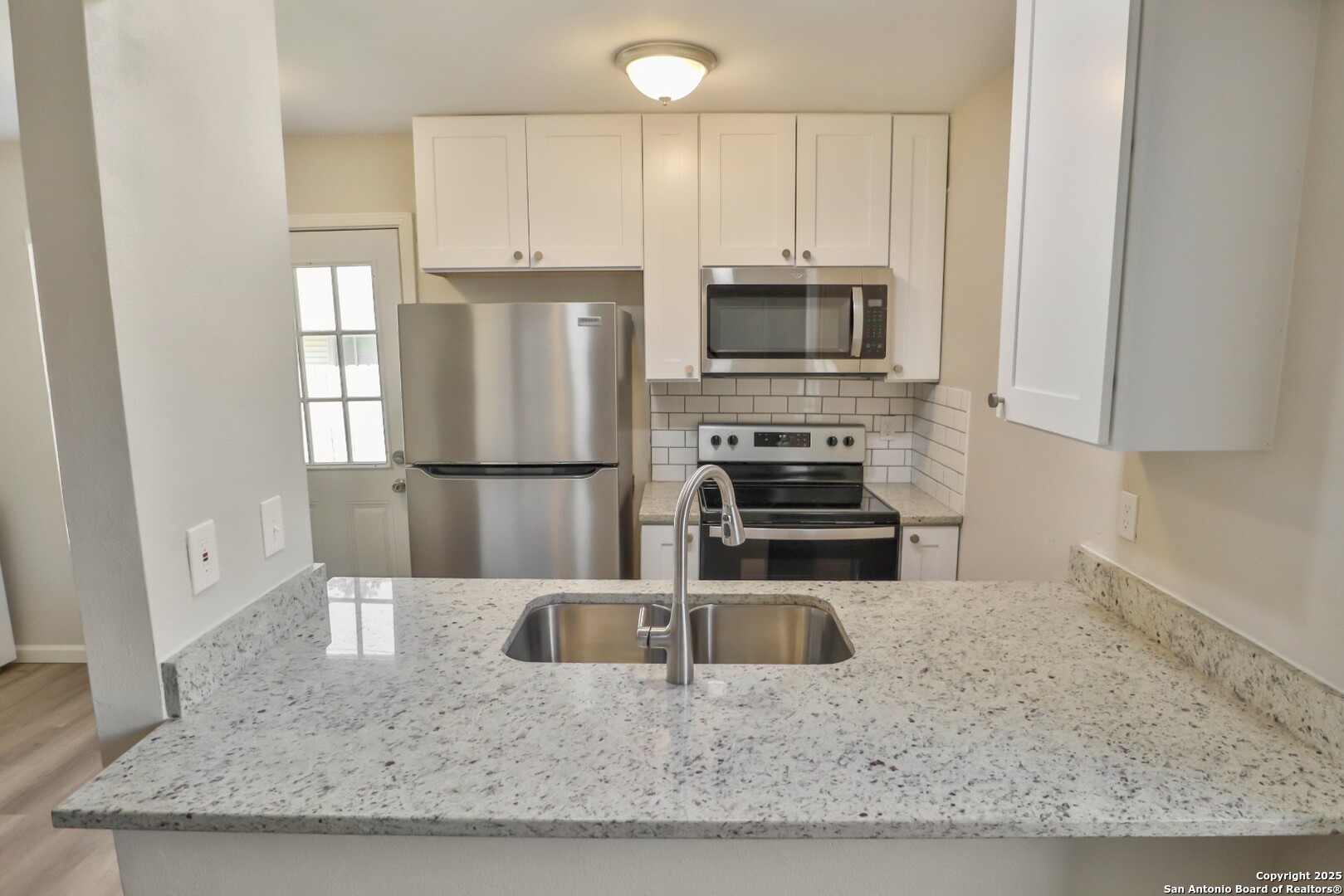 5613 Lochmoor San Antonio TX 78244
