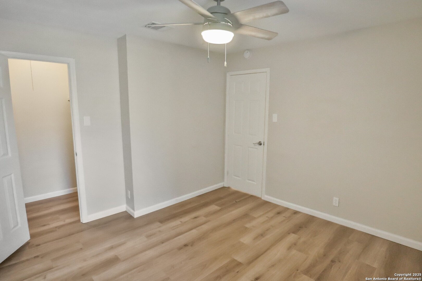 5613 Lochmoor San Antonio TX 78244