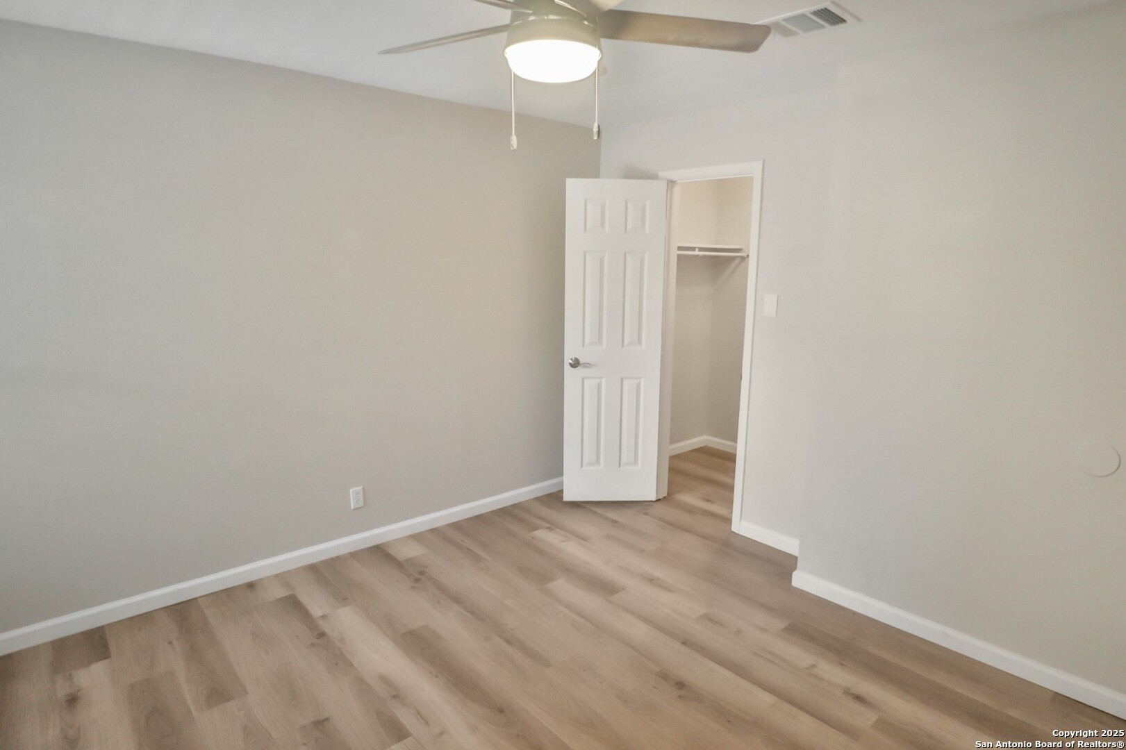 5613 Lochmoor San Antonio TX 78244