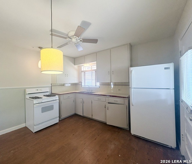 225 W Norwood Court San Antonio TX 78212