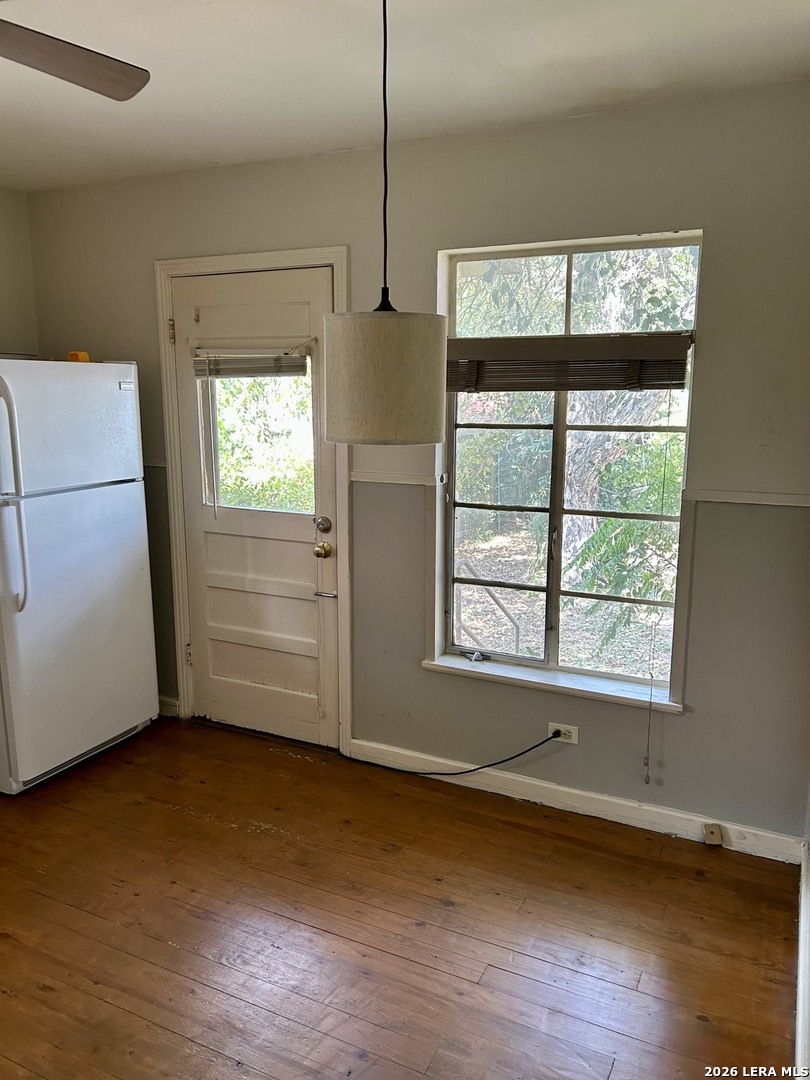 225 W Norwood Court San Antonio TX 78212