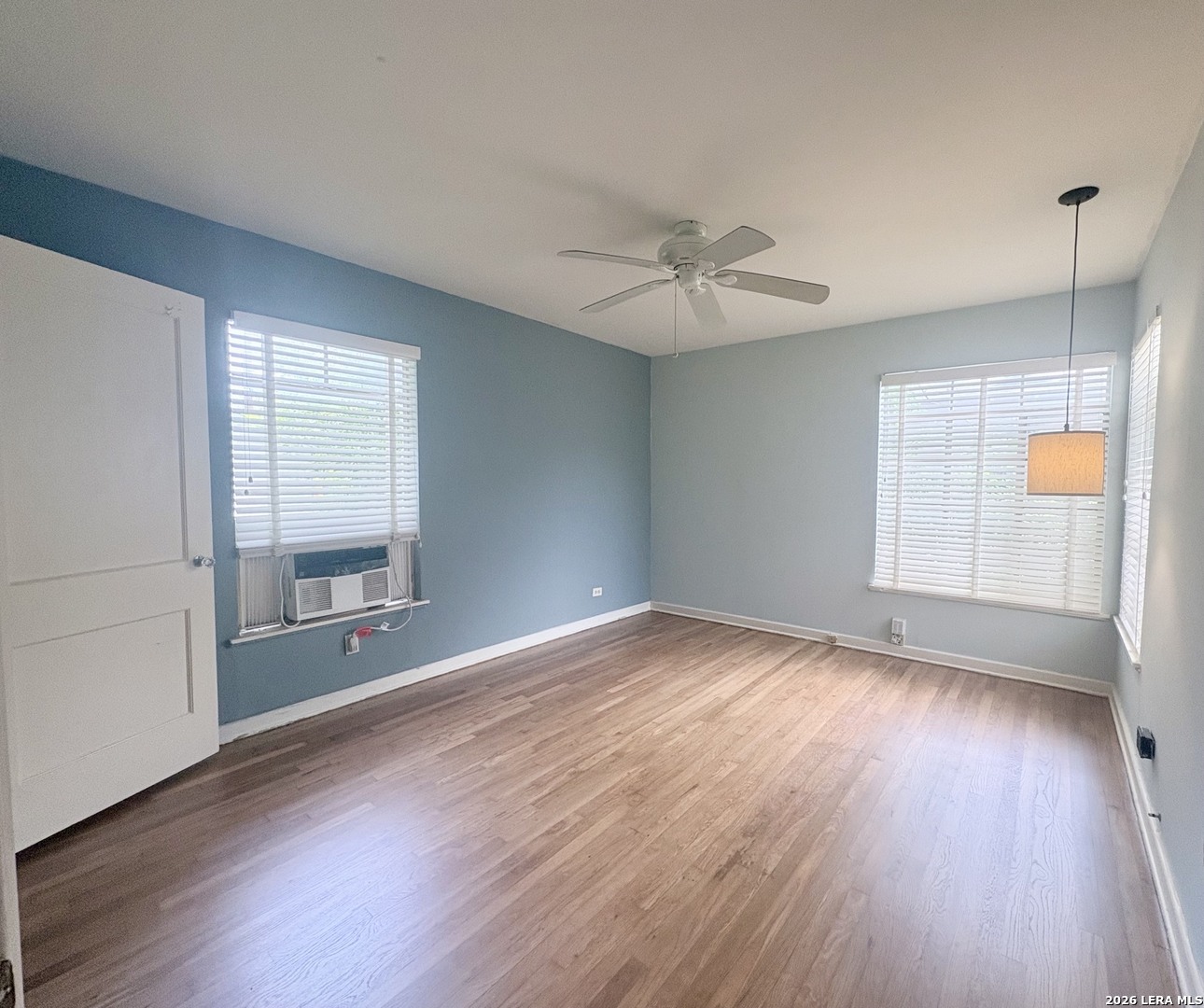 225 W Norwood Court San Antonio TX 78212