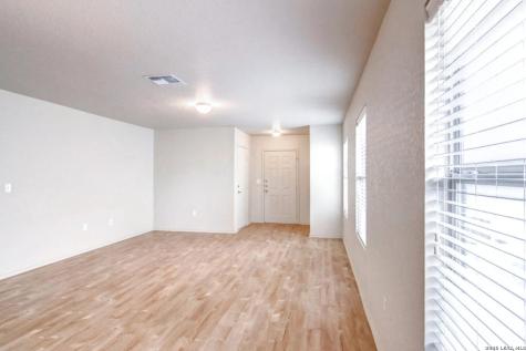 7527 Spanish Dagger San Antonio TX 78218