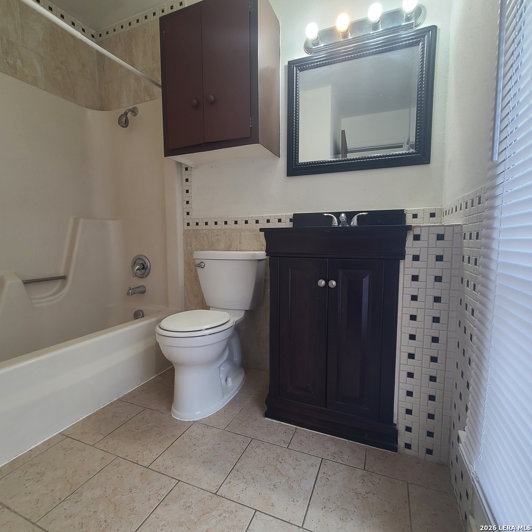 6602 Spring Manor San Antonio TX 78249