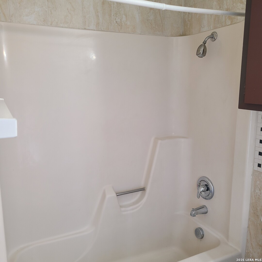 6602 Spring Manor San Antonio TX 78249